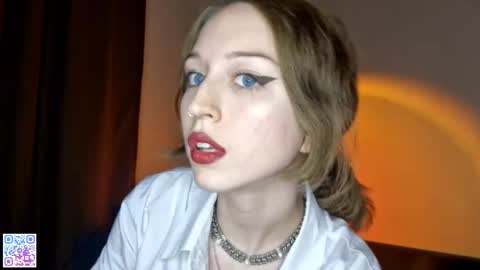 Mila online show from October 3, 1:19 pm