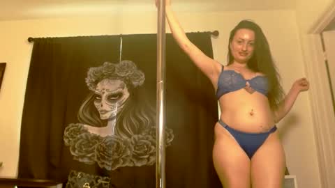 DiamondMonroeXo online show from May 6, 5:51 pm