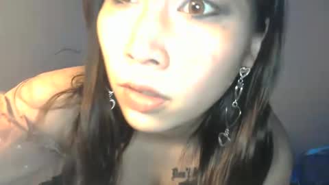 Snapshot of diamondshadows chatting on February 19, 2:55 am Diamonds online show from February 19, 2:55 am