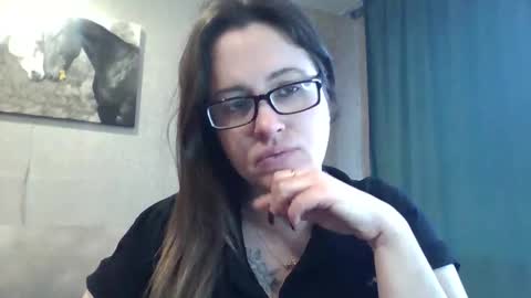 Snapshot of diana0108 chatting on December 1, 10:53 am diana0108 online show from December 1, 10:53 am