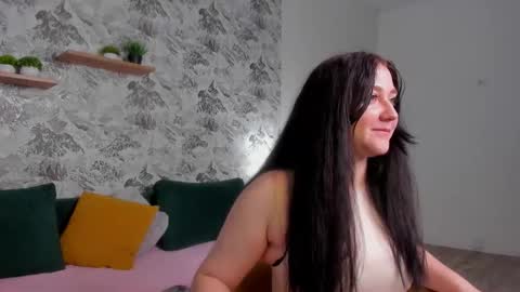 Snapshot of diana_charon chatting on October 19, 1:39 am Diana online show from October 19, 1:39 am
