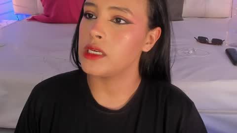 Diana Tamayo online show from April 18, 9:15 pm