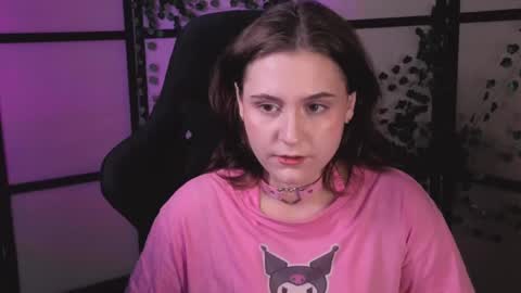 Snapshot of diana_floweri chatting on May 21, 10:22 am Diana online show from May 21, 10:22 am