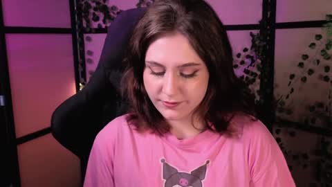 Snapshot of diana_floweri chatting on May 31, 9:49 am Diana online show from May 31, 9:49 am