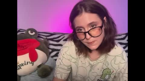 Snapshot of diana_floweri chatting on June 3, 10:51 am Diana online show from June 3, 10:51 am