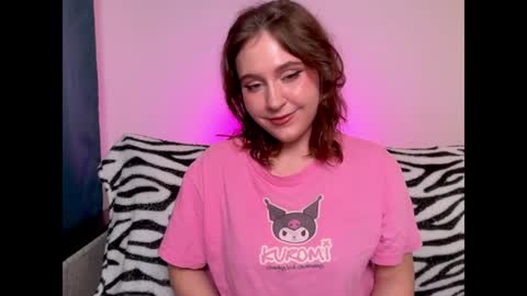 Snapshot of diana_floweri chatting on June 18, 9:58 am Diana online show from June 18, 9:58 am