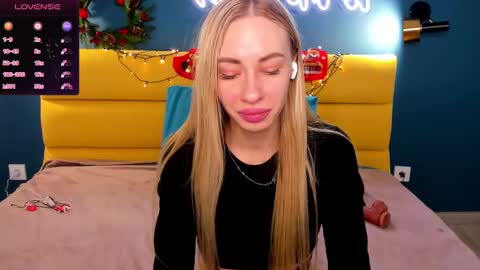 Diana  online show from December 15, 12:06 pm