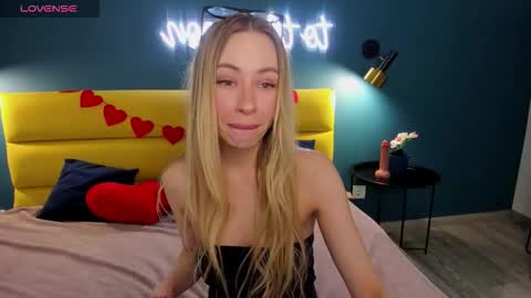 Diana  online show from February 13, 9:27 am