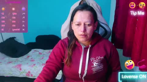 Snapshot of diana_lozano chatting on June 6, 9:25 am Diana Lozano online show from June 6, 9:25 am