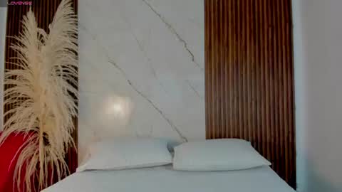 Snapshot of diana_santhy chatting on July 19, 6:55 pm diana_santhy online show from July 19, 6:55 pm