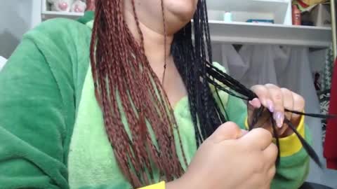 Snapshot of diana_smit_ chatting on December 5, 4:55 pm diana online show from December 5, 4:55 pm