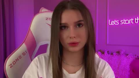 Diana online show from March 8, 6:01 pm