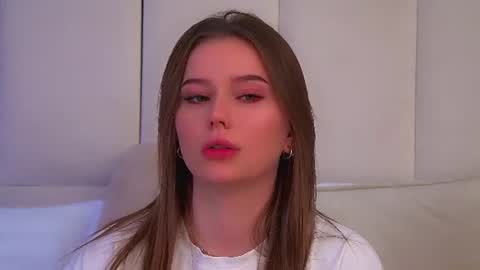 Snapshot of dianabecker chatting on June 25, 6:34 pm Diana online show from June 25, 6:34 pm