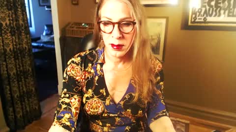 Diane Roberts-Tease and Humiliation online show from October 7, 8:39 pm