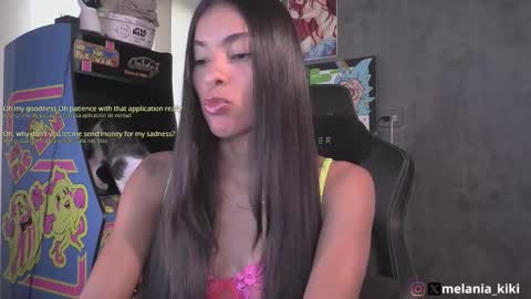 Snapshot of dianne_nanatzu chatting on October 8, 9:12 pm Melania - online show from October 8, 9:12 pm