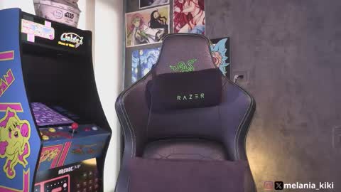 Snapshot of dianne_nanatzu chatting on October 18, 9:04 pm Melania - online show from October 18, 9:04 pm