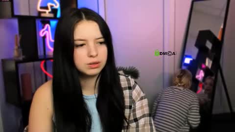 Snapshot of diara_ti chatting on February 7, 7:34 am diara ti online show from February 7, 7:34 am