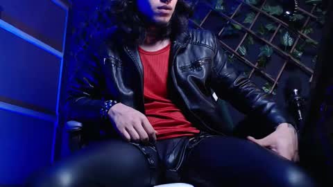 DICAPRIO online show from January 19, 10:30 am