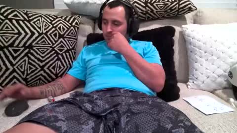 dickemdown93est online show from February 14, 10:56 am