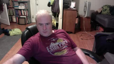 Snapshot of dickflasher5 chatting on December 3, 7:32 am Richard Fleischer online show from December 3, 7:32 am