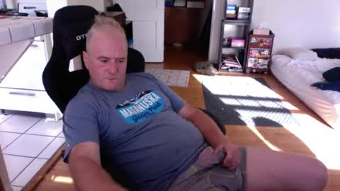 Snapshot of dickflasher5 chatting on October 3, 2:25 pm Richard Fleischer online show from October 3, 2:25 pm