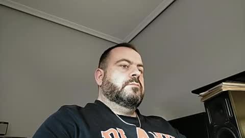 DANI online show from February 25, 5:36 pm