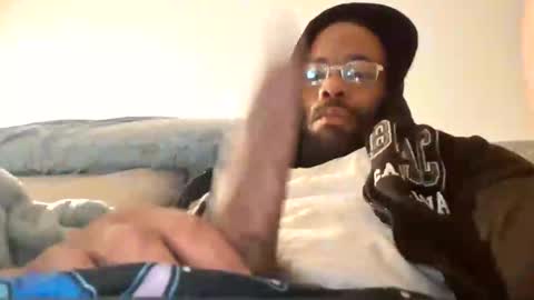 Snapshot of dickup_king762_ chatting on December 1, 8:08 am dickup_king762_ online show from December 1, 8:08 am