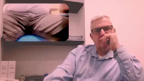 Snapshot of diego_riv71 chatting on February 19, 9:27 am Diego ITA 71 online show from February 19, 9:27 am