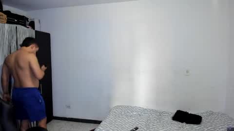 Snapshot of diiego_xxx chatting on May 3, 4:13 pm diiego_xxx online show from May 3, 4:13 pm