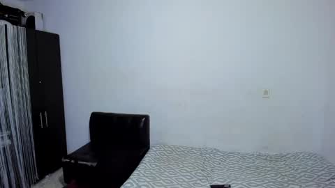 Snapshot of diiego_xxx chatting on May 17, 1:36 am diiego_xxx online show from May 17, 1:36 am