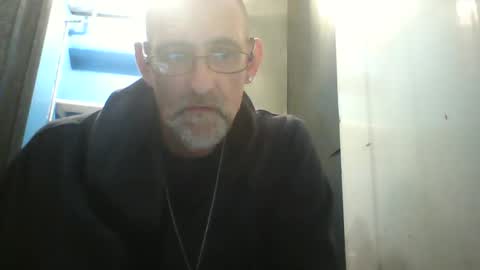 dikk303 online show from March 20, 5:45 am