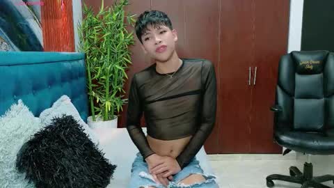 Snapshot of dilan_911 chatting on February 4, 6:14 pm DILAN online show from February 4, 6:14 pm