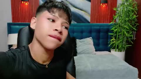 Snapshot of dilan_911 chatting on February 11, 5:51 pm DILAN online show from February 11, 5:51 pm