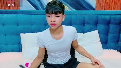 Snapshot of dilan_911 chatting on February 19, 2:35 pm DILAN online show from February 19, 2:35 pm