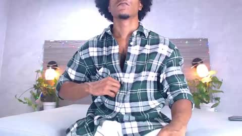 dilan_hall online show from May 15, 11:45 pm
