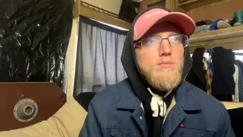 Snapshot of dilf_96 chatting on January 16, 5:06 pm Daddy online show from January 16, 5:06 pm