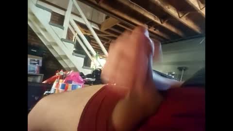 Snapshot of dilf_watchme chatting on September 18, 6:10 pm Mr. Dilf online show from September 18, 6:10 pm