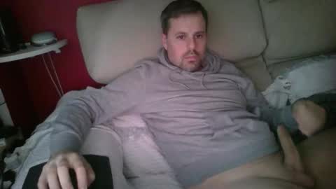 dili999 online show from October 19, 5:02 pm