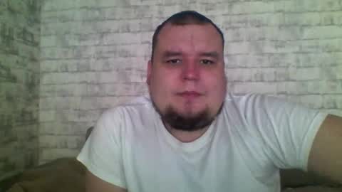 Snapshot of dimasvit5336 chatting on February 13, 9:49 am dimasvit5336 online show from February 13, 9:49 am