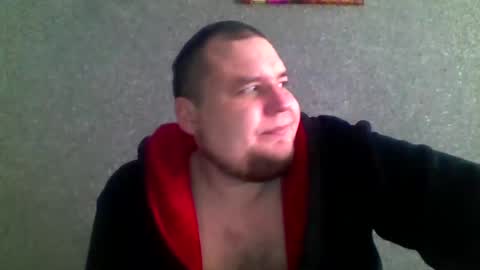 Snapshot of dimasvit5336 chatting on February 15, 8:35 am dimasvit5336 online show from February 15, 8:35 am