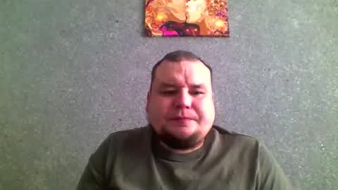 Snapshot of dimasvit5336 chatting on February 17, 9:06 am dimasvit5336 online show from February 17, 9:06 am