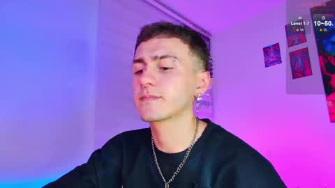 Julian Independent Model online show from April 4, 11:13 pm