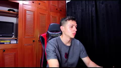 dimitri_higt online show from January 8, 1:32 am