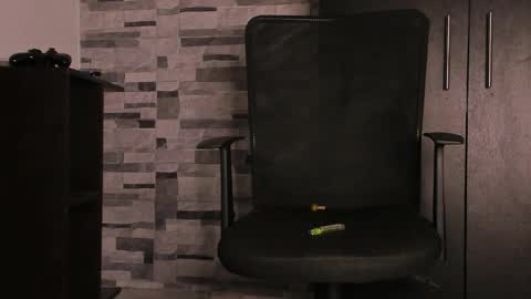 dimitri_higt online show from October 3, 2:47 pm