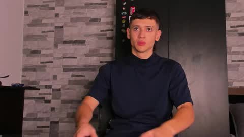 dimitri_higt online show from October 5, 4:49 pm