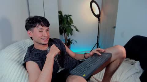 Fabian online show from December 28, 2:54 am