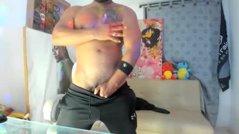 Snapshot of dimitry_muscle chatting on October 10, 1:48 am dimitry kyle mucle online show from October 10, 1:48 am