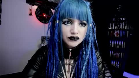 dimmuanddarkness online show from December 19, 8:21 am