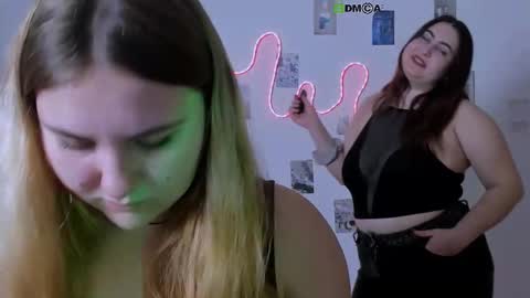 dina_bloom online show from February 1, 7:56 pm