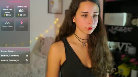 Snapshot of dina_caguimbal chatting on January 9, 2:42 pm Dina online show from January 9, 2:42 pm